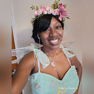 Floral Tulle Gown with Tied Sleeves and Lace Up Back - Sz 14, Light/Mint Green